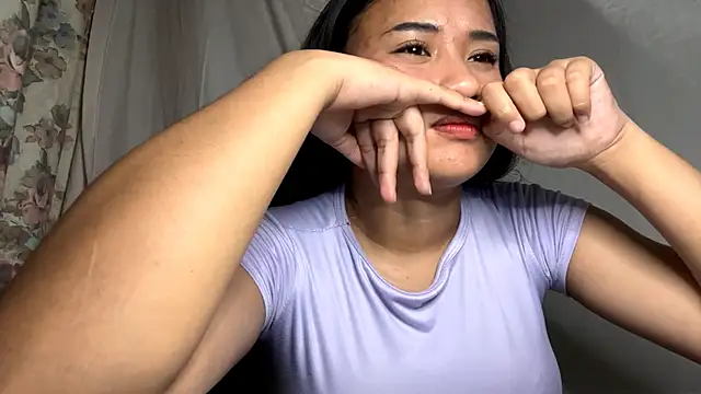 JosefineMottillo webcam