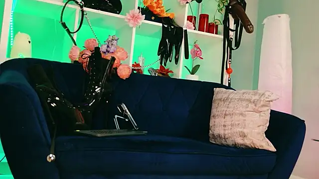 Ella__Kross webcam