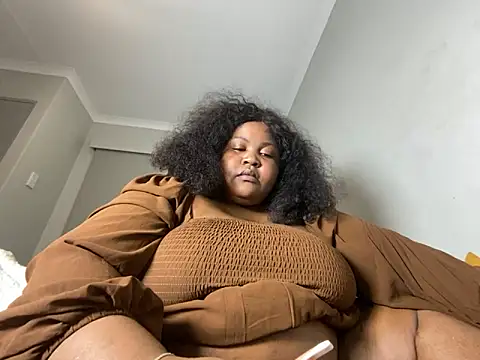 MissLola27 webcam