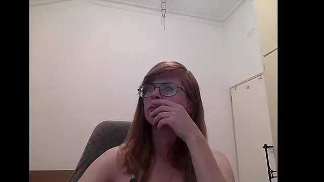 SavannaGirly webcam