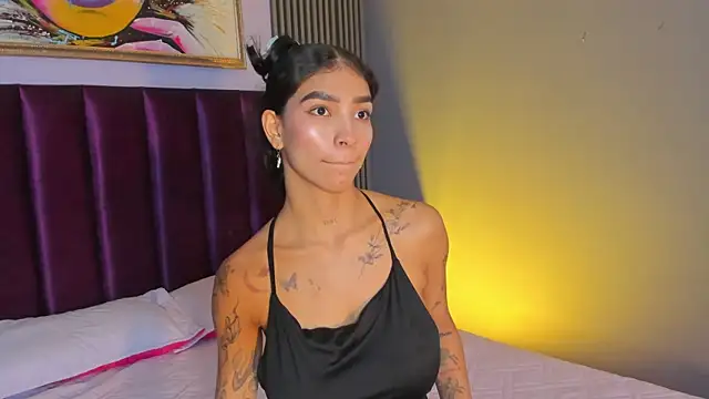 LauraAristizabal webcam