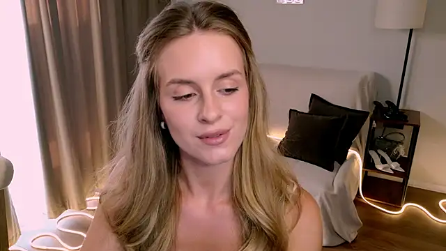RozzitaBedberry webcam