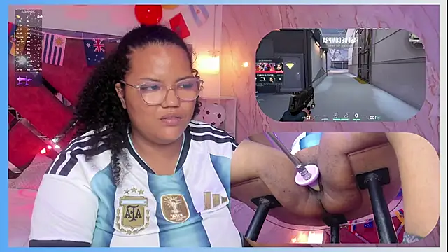 MhiaRey webcam