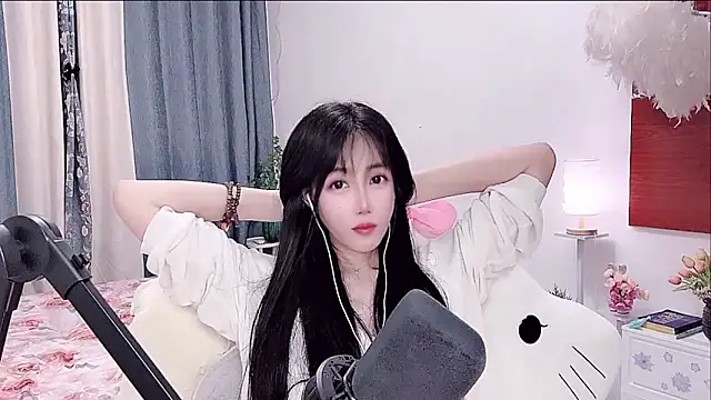 Laura_520 webcam