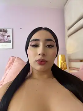 IvonneOwen webcam