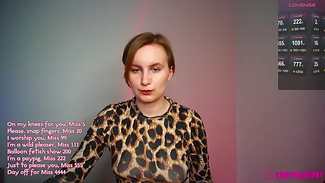 KinkyMissCherry webcam