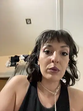 Piggiteablacktea webcam