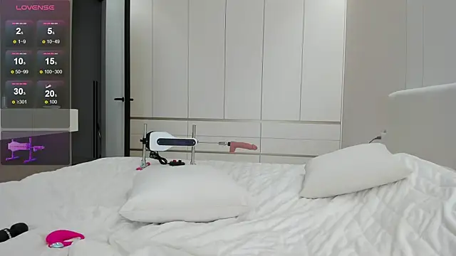 JenniferQueen11 webcam