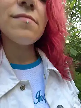 -straycat- (F young) - Rub and slap pussylips