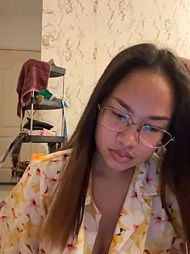 Ponthip webcam