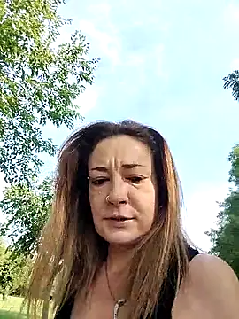 Taata89 live cam on StripChat