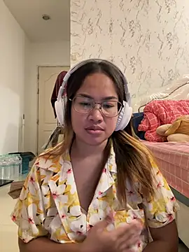 Ponthip webcam