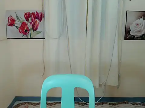 GodisAWomenxxx webcam