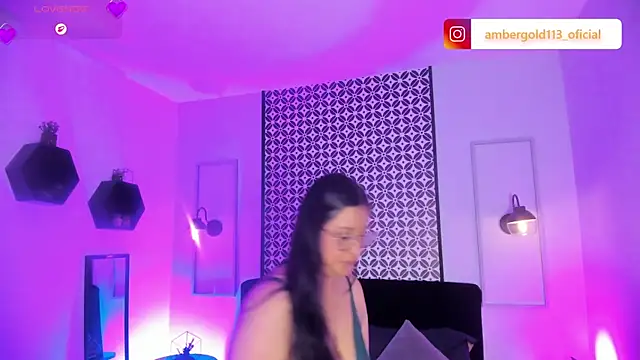 Amber_gold_ webcam