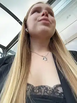 Liza_risky webcam