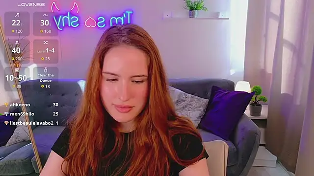 ChloeAster webcam