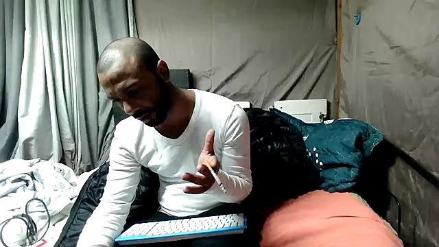 Camodick live cam on StripChat