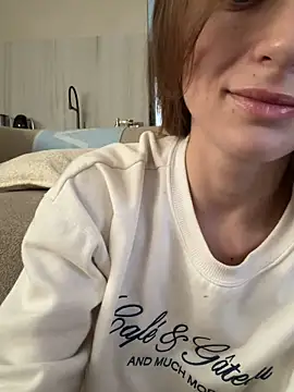 -AngelAri-
