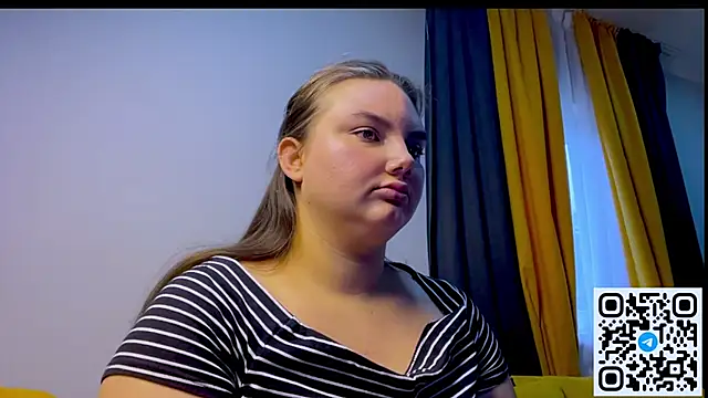 Dreamyblushfairy webcam