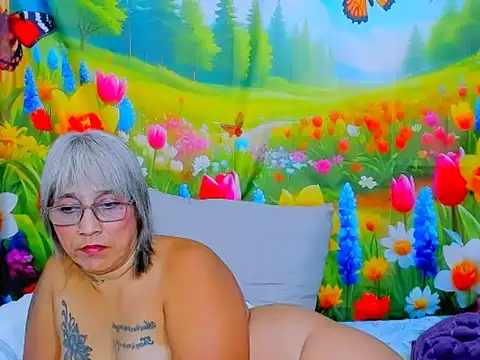 indianroxy webcam