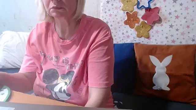 QueenLana webcam