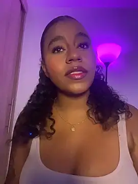 charlotteeruss webcam