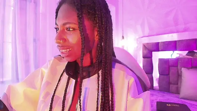 Queen_perla_ webcam