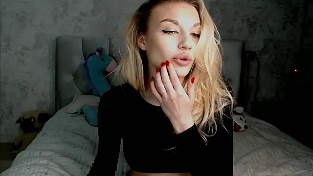 Ella_Milla webcam