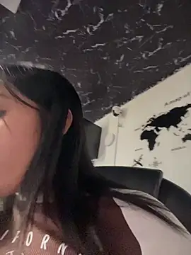 isabella-teen (F teen) - Dildo in my pussy🍌