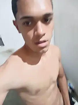 ruan34635 (M twink) - Vídeo chamada 35no pix
