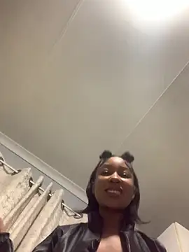 creamy_bitchxxx (Ask my age) - Squirt +Fingering