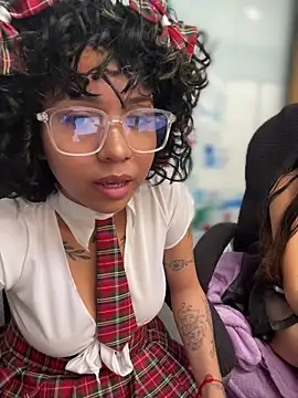Laila_LS webcam