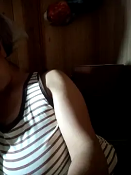 Ari-Na9 webcam