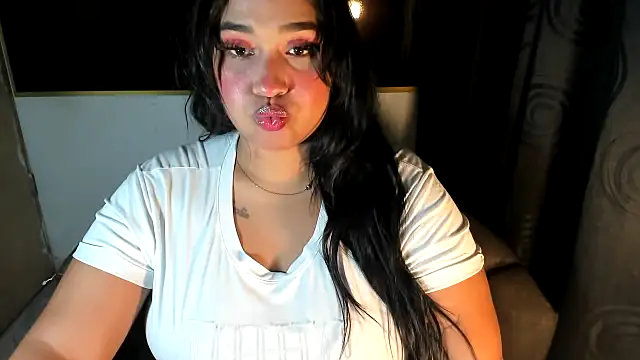 Curvybigassx webcam