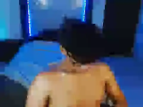 Mr_yisuzz webcam