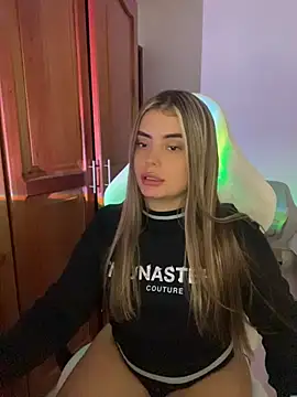Miss_valeriaa webcam