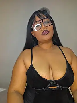 Belle_Brunette webcam