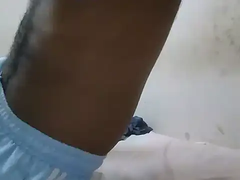 Ijus12 live sex cam