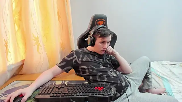 iliaskrislove webcam