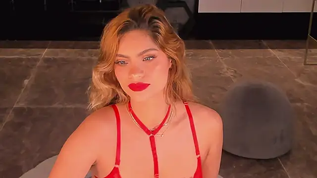 KyomiVelvet webcam