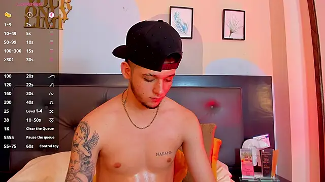 Boy_Mathew webcam