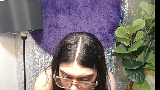 RoseAmarie webcam