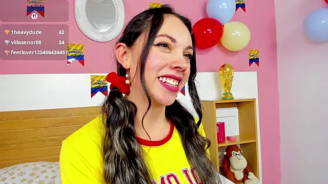 AshleyBenoitt webcam