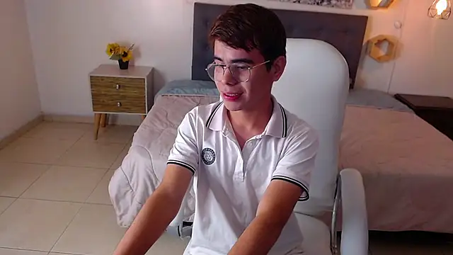 jack__tomas webcam
