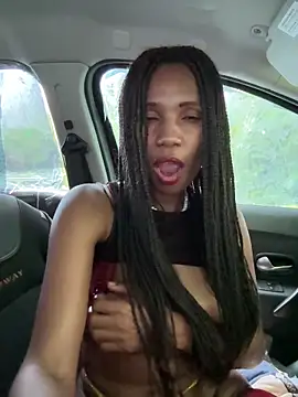 ShantelSexyYoungMilfie