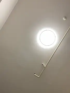 Mr_iphone11 webcam