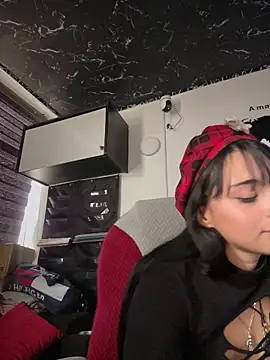 Sasha-firee webcam