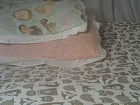 Jenah48 webcam