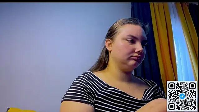 Dreamyblushfairy webcam