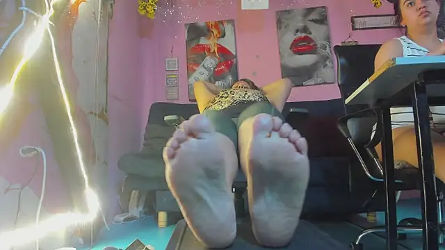 lesbiancuple webcam